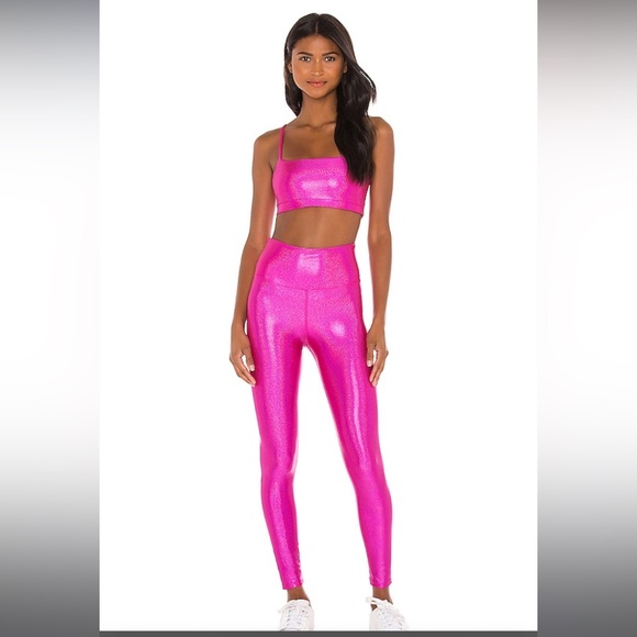 Beach Riot x Revolve Hologram Shine Neon Pink Bra + Leggings Set XS $166 - Picture 1 of 7